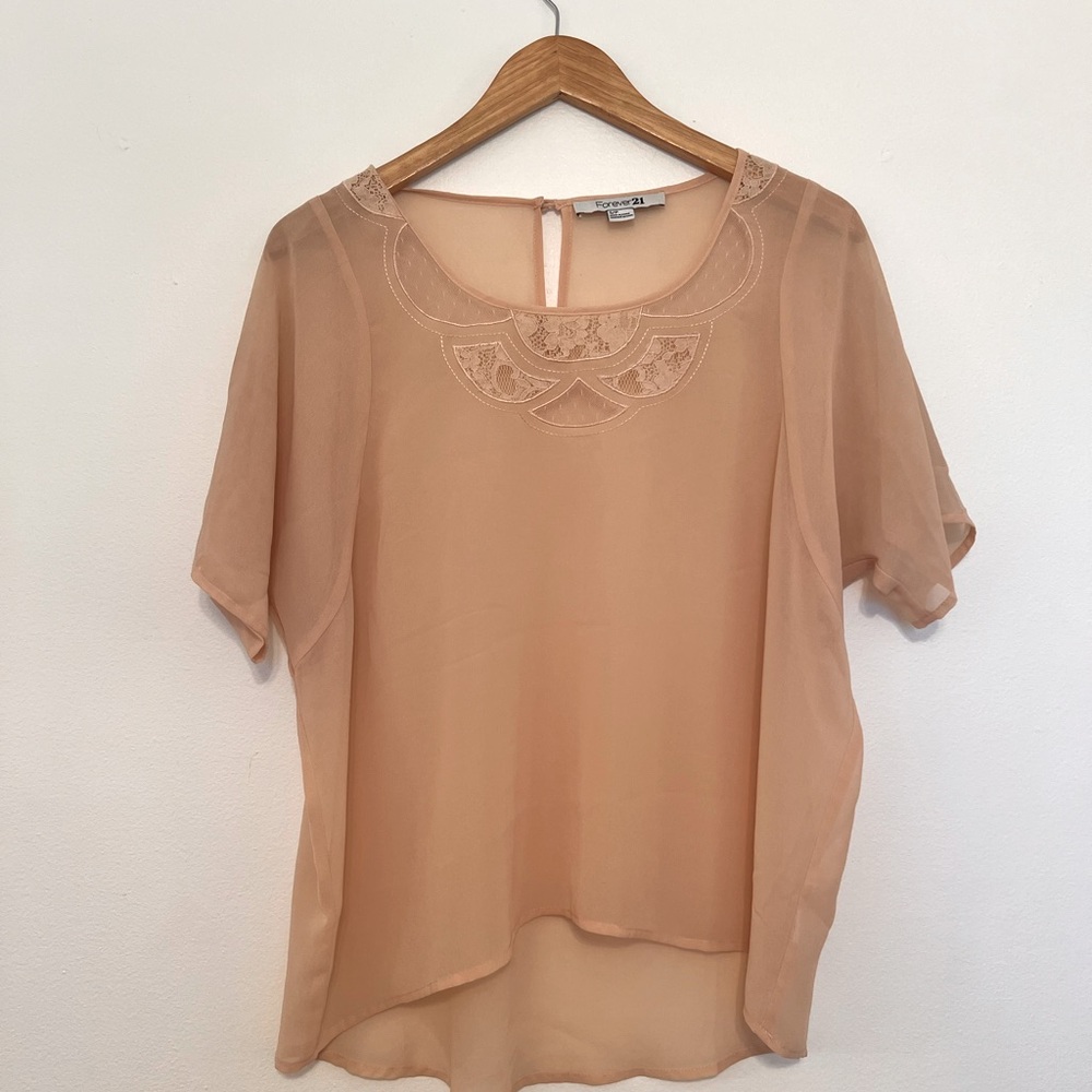 FOREVER 21 S Beige Women’s Top